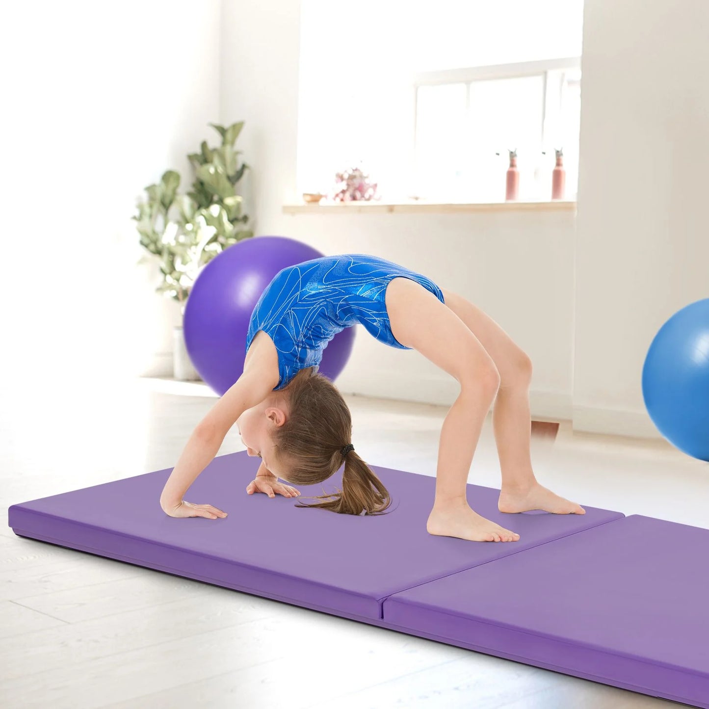 Folding Gymnastics Mat with Carrying Handles and Loop Fastener