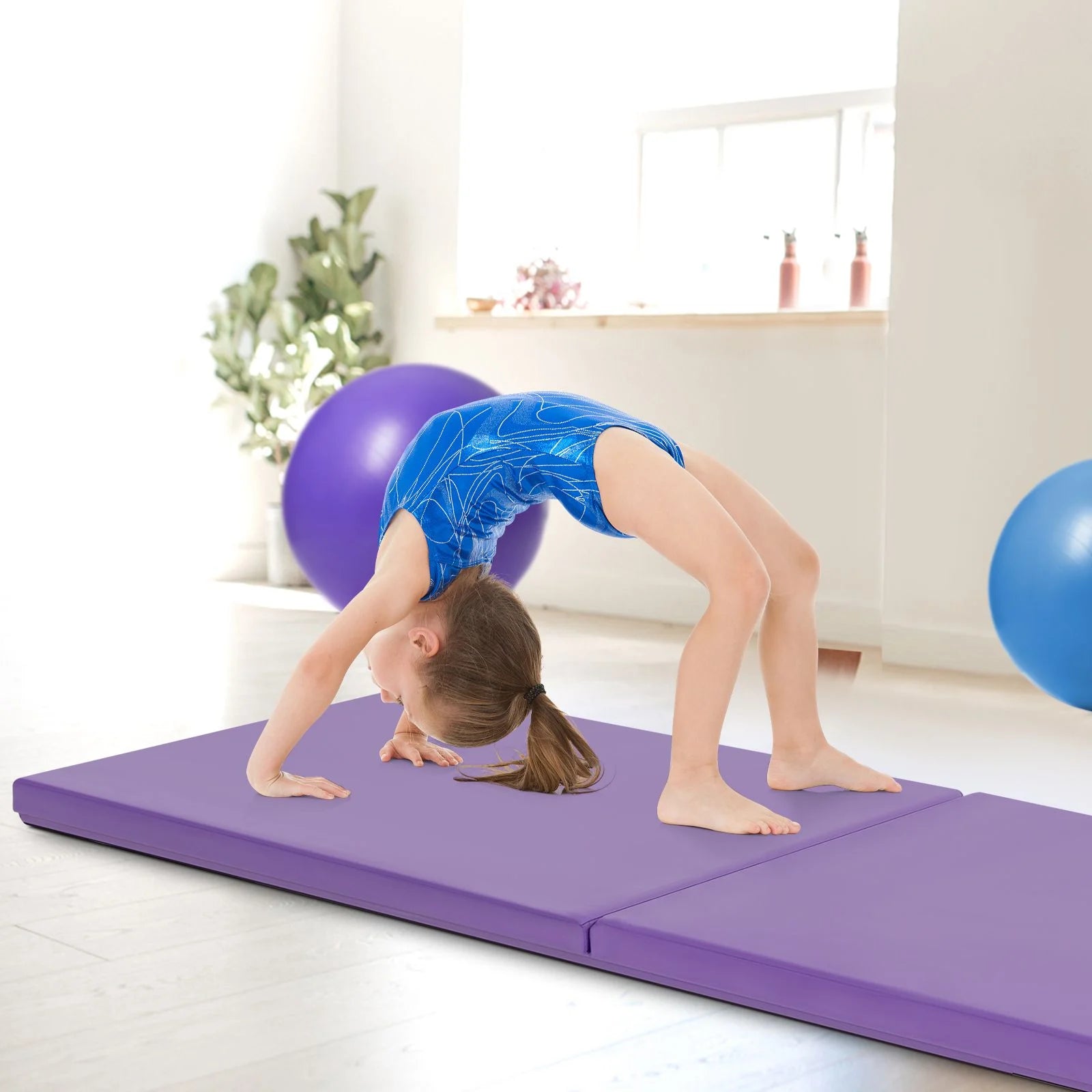 Folding Gymnastics Mat with Carrying Handles and Loop Fastener